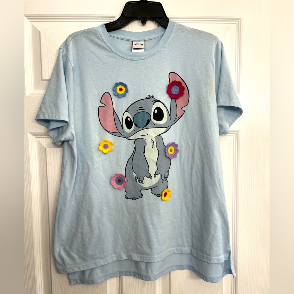 🌸Women’s Stitch TShirt